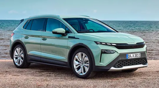シュコダ・エルロックがVW ID.3とテスラを抜き、ドイツEV市場で首位に