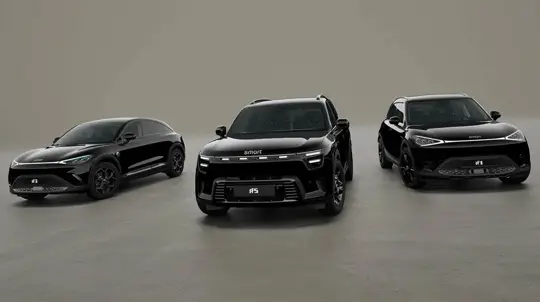 Smart #1, #3 ve #5'e İspanya'da Black Collection paketi geldi