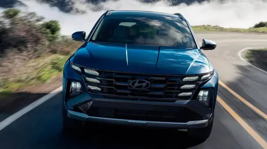La nuova Hyundai Tucson potrebbe dire addio a diesel e cambio manuale