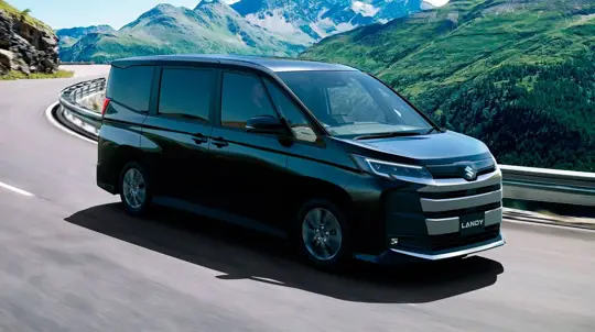 Suzuki Landy gets a refresh — still a rebadged Toyota Noah