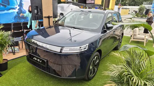 Chery comenzará producción de vehículos eléctricos en España en 2026