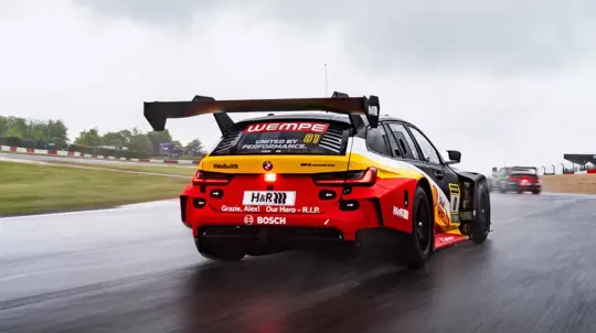 BMW M3ツーリング24H、ニュルブルクリンク後にグッドウッドを駆け上がる