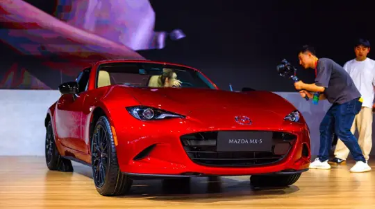 ABD'de manuel vites lüks oldu: Mazda MX-5 hâlâ en uygun giriş noktası