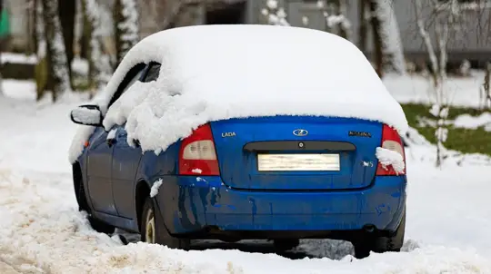 Frozen parking brake in winter: causes and safe fixes