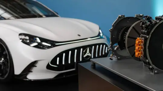 メルセデスAMG GT 4ドアクーペ：アキシャルフラックスモーター量産開始