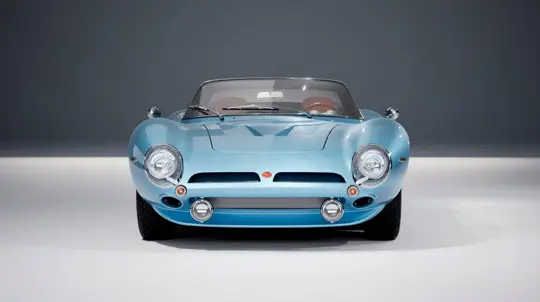 Bizzarrini 5300 Aperta Lusso : le dessin de Giugiaro enfin produit