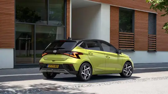 Hyundai convoca mais de 10.000 i20 e Ioniq Electric em França