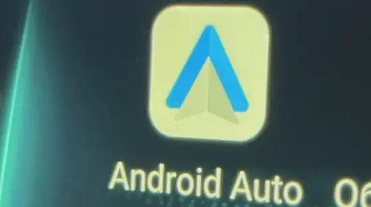 Android Auto 17.4 vine fără funcții noi deși