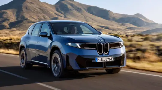 NAF 2026年夏のEV航続距離テスト、BMW iX3が781kmで首位