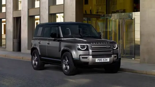 Land Rover Defender 2028: facelift hides more than a new bumper