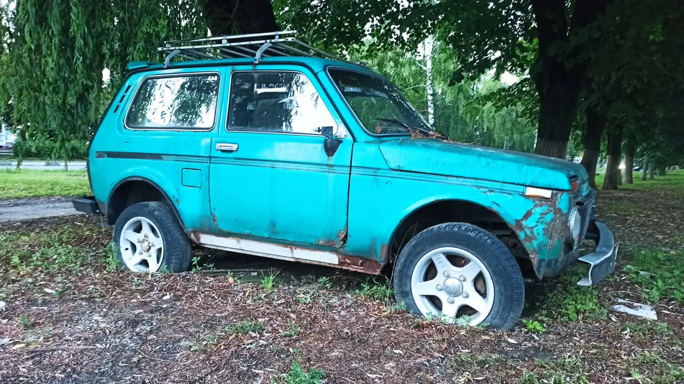 Ржавый автомобиль