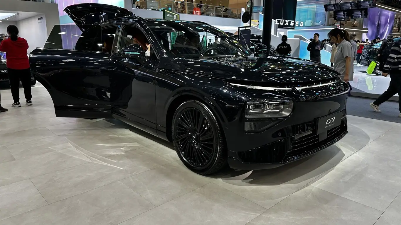 Xpeng G9