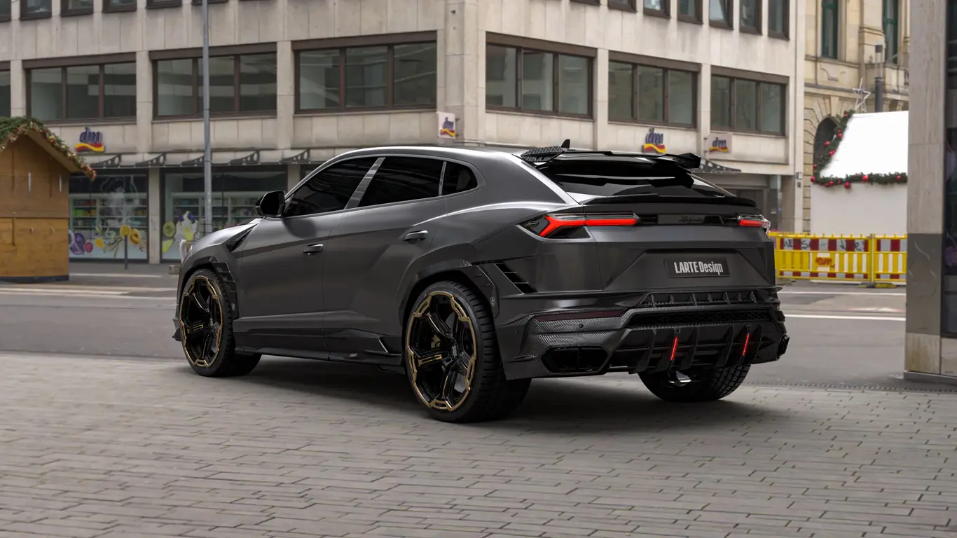 Lamborghini Urus в обвесе Largenda