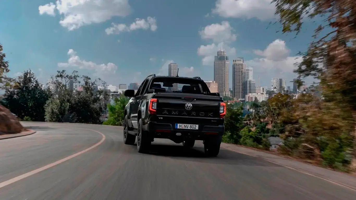 Volkswagen Amarok Dark Label