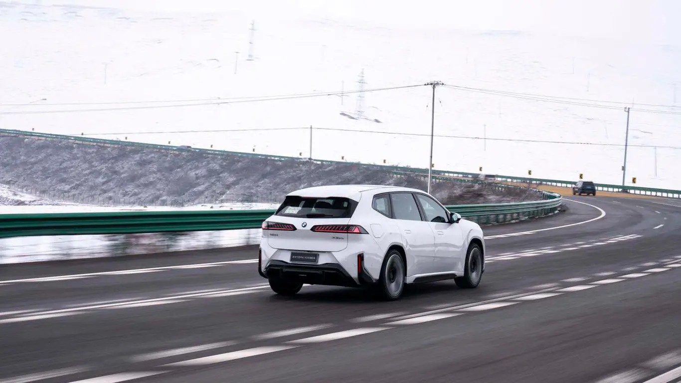 BMW iX3 для Китая
