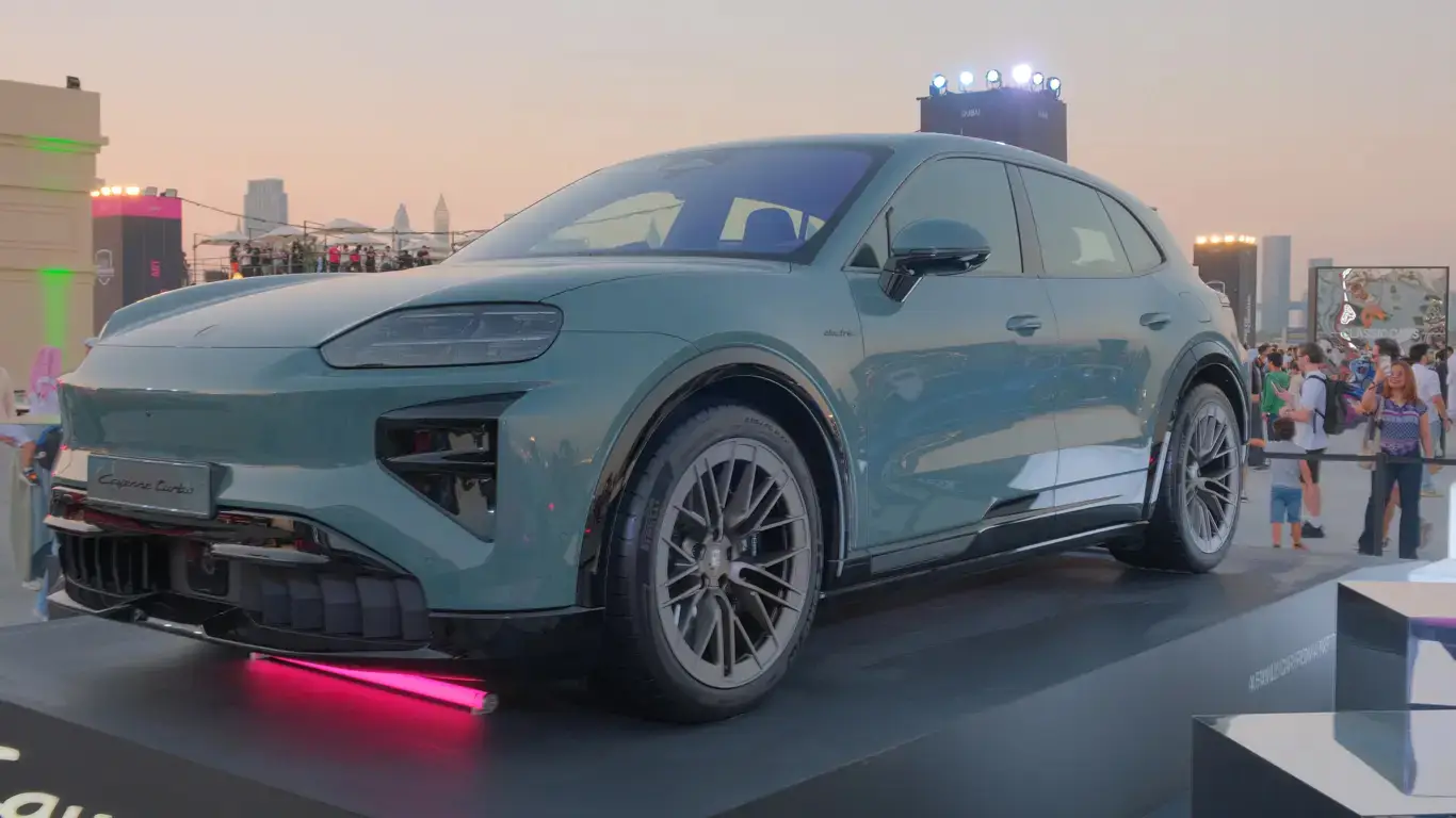 Porsche Cayenne EV