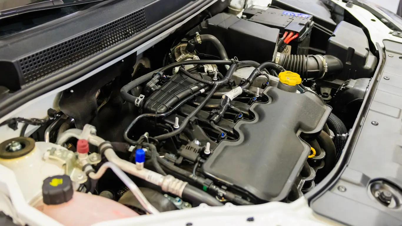 Двигатель автомобиля