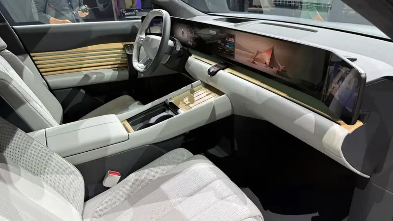 Автосалон в Пекине 2026 / салон Audi E7X