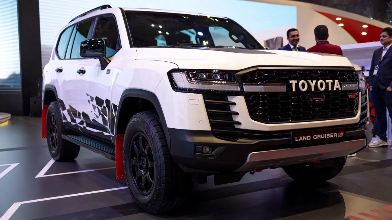 Toyota Land Cruiser 300
