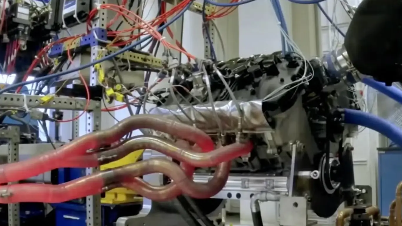 Новый V8 для гиперкара Ford