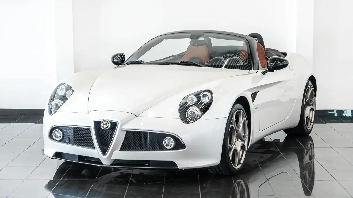 Alfa Romeo 8C