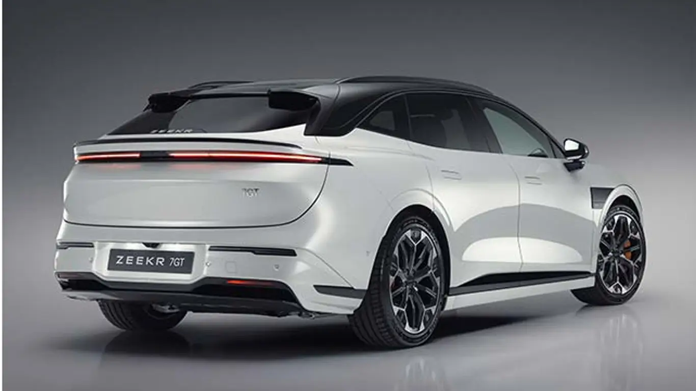 Автосалон в Брюсселе 2026 / Zeekr 7 GT