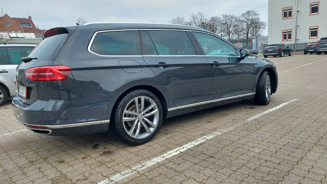 Volkswagen Passat