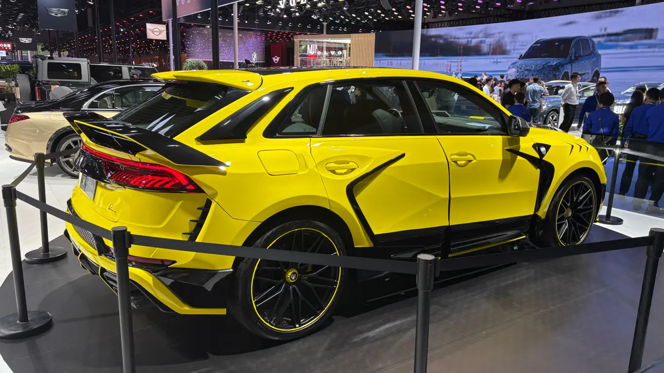 Автосалон в Чэнду 2025,Lumma UG850