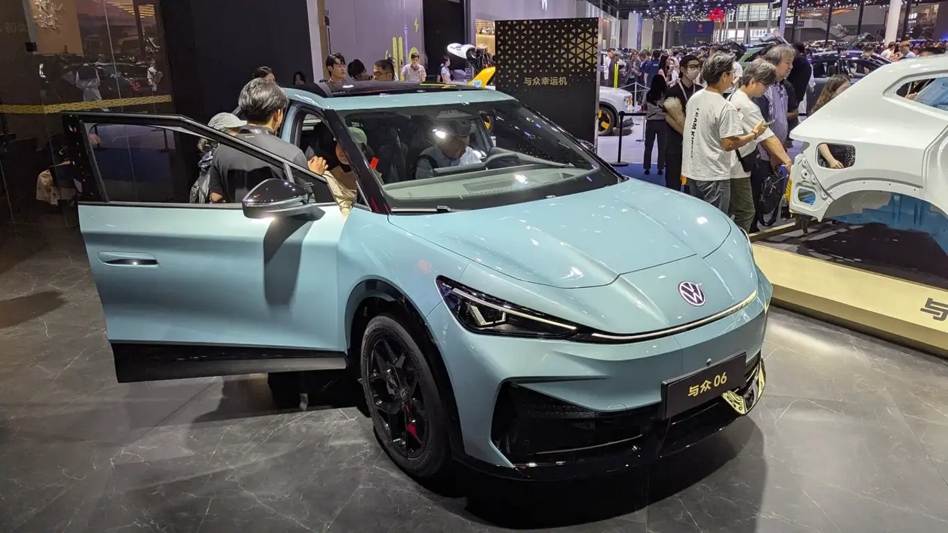Volkswagen ID.UNYX 06