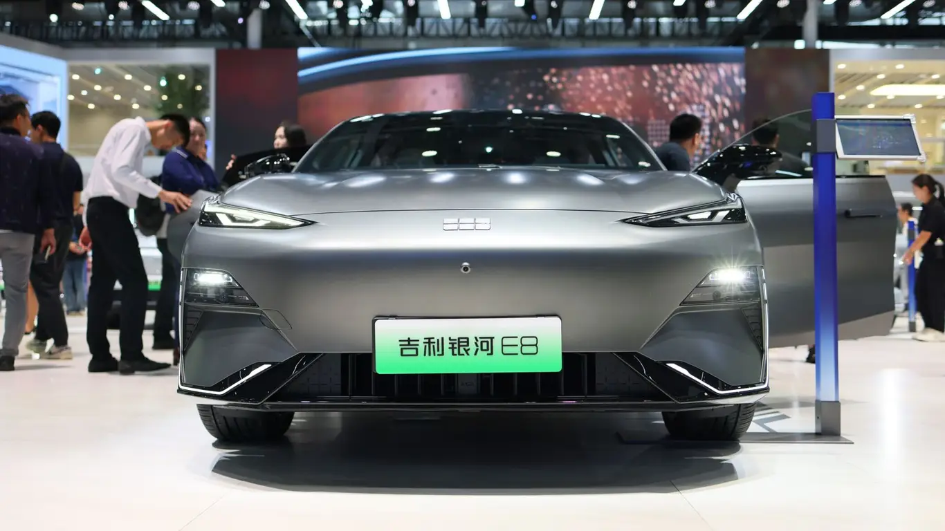 Geely Galaxy E8