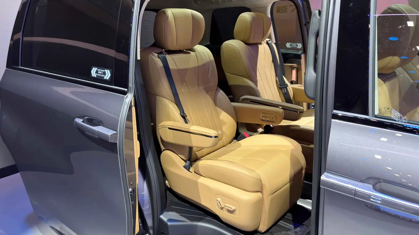 Автосалон в Пекине 2026,Пекинский автосалон 2026,GAC Trumpchi E8 PHEV