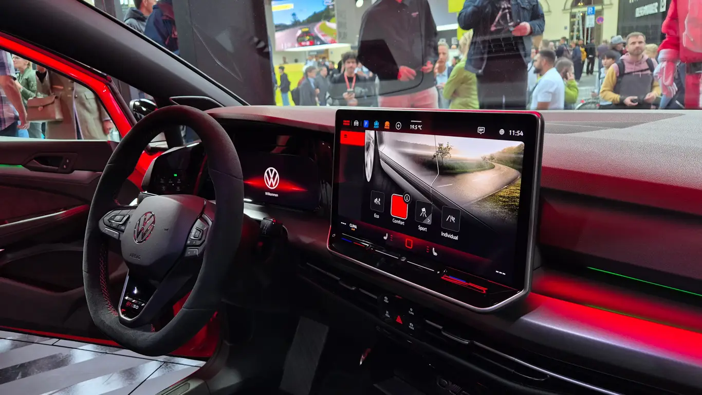 Volkswagen ID.3 GTX FIRE+ICE,IAA Mobility 2025,Автосалон в Мюнхене 2025