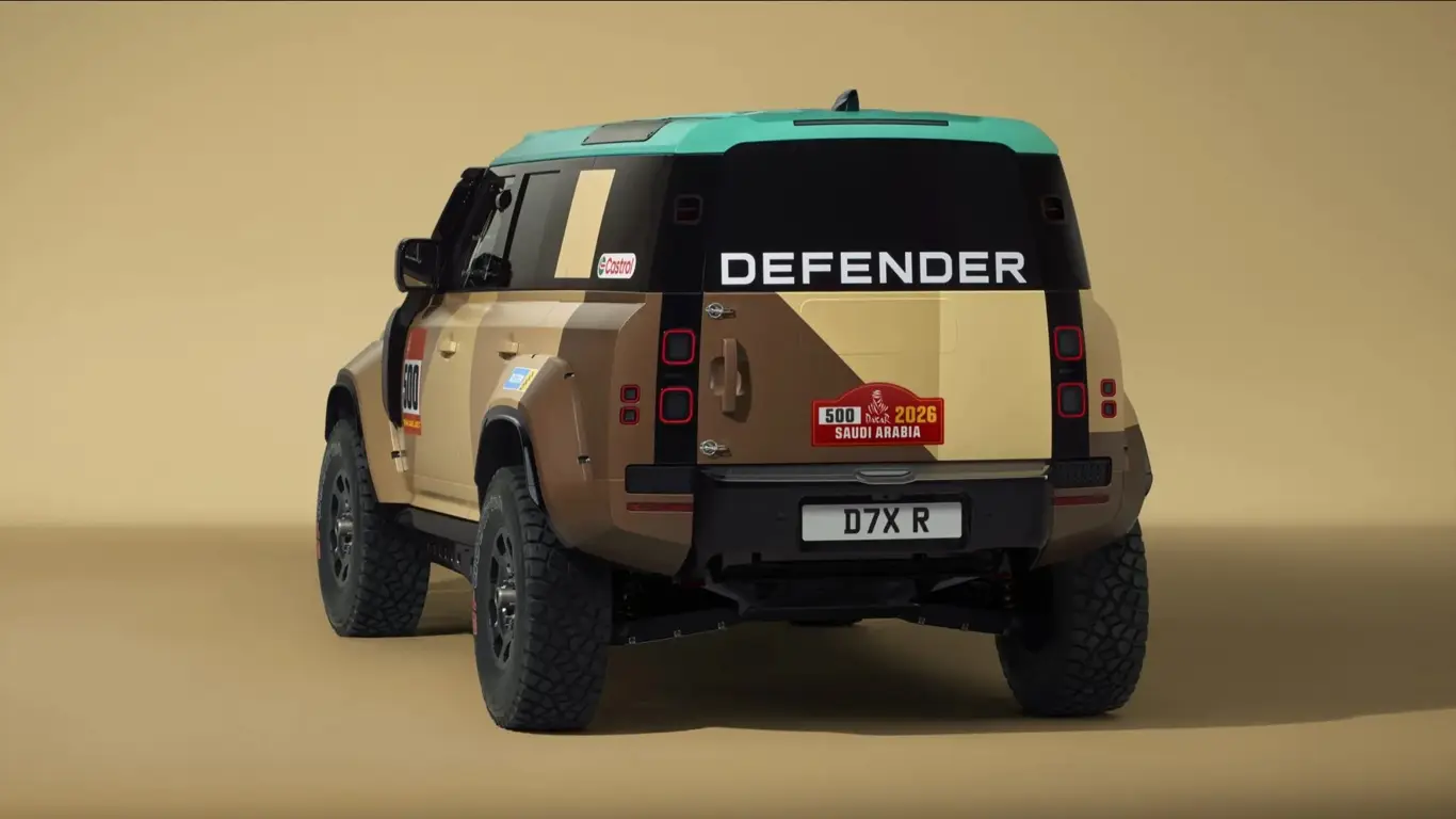 Шины 35 дюймов и Flight Mode: каким сделали дорожный Defender Dakar