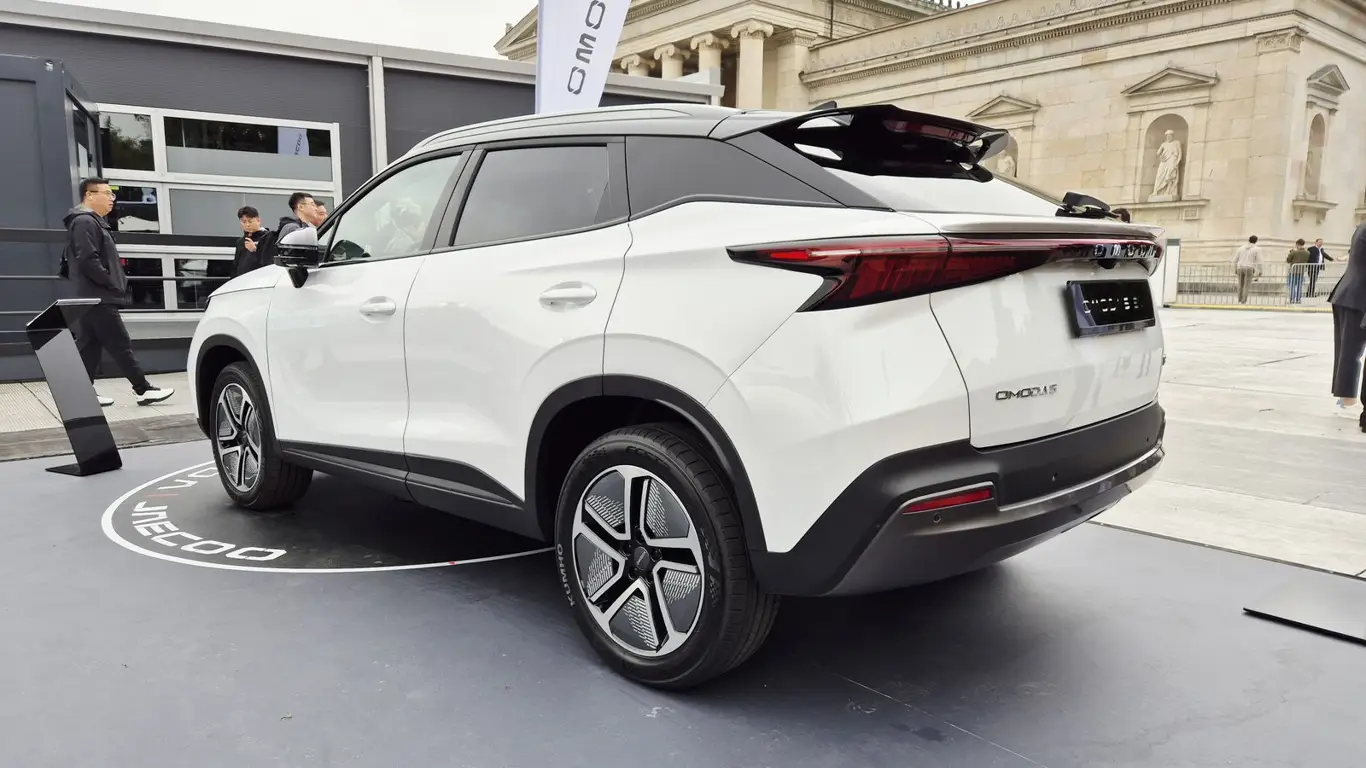 Omoda 5