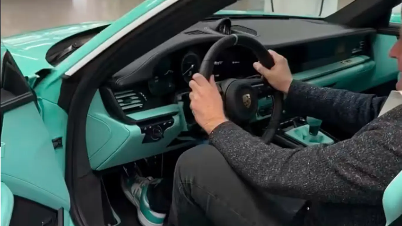 Автоновости на 32CARS.RU / Porsche 911 S/T Funky Minty