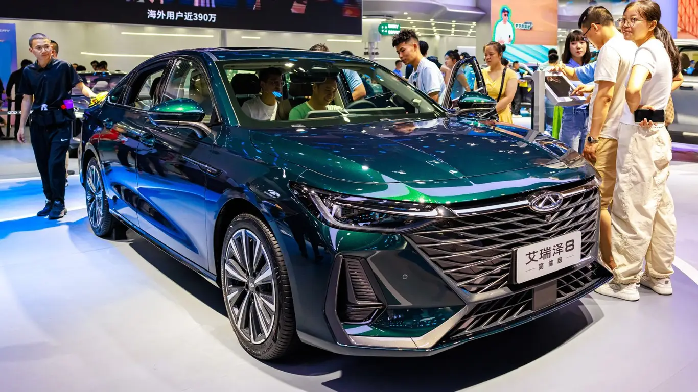 Chery Arrizo 8