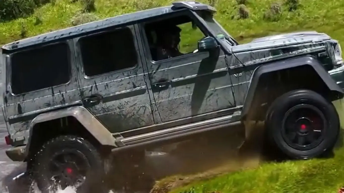 Клиренс 60 см не защищает G-Class от главного риска на броде
