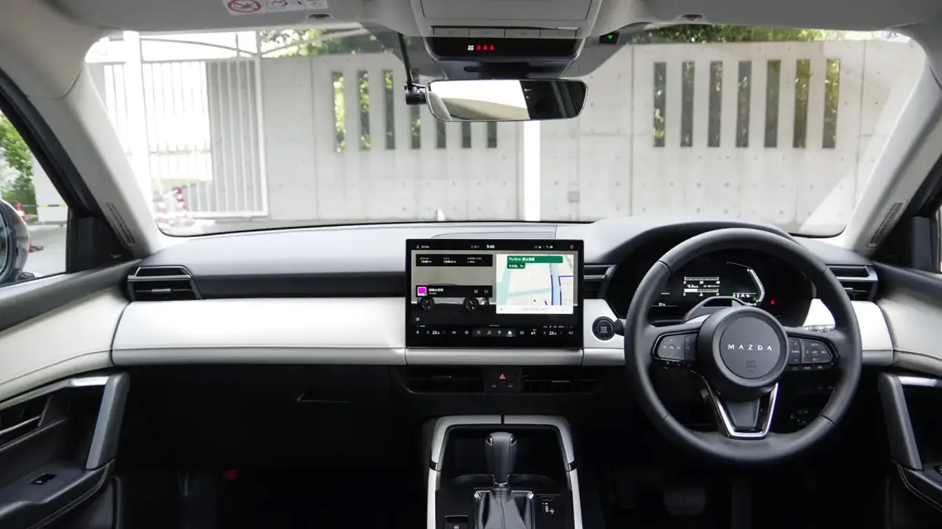 Салон новой Mazda CX-5