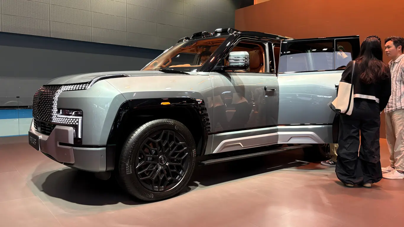 Автосалон в Гуанчжоу 2025,Yangwang U8