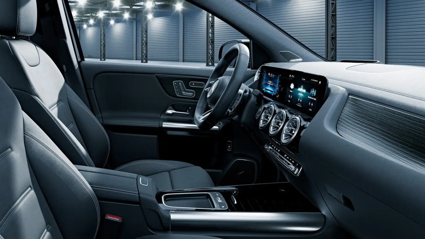 Mercedes-AMG GLA 35 4MATIC Black Masterpiece