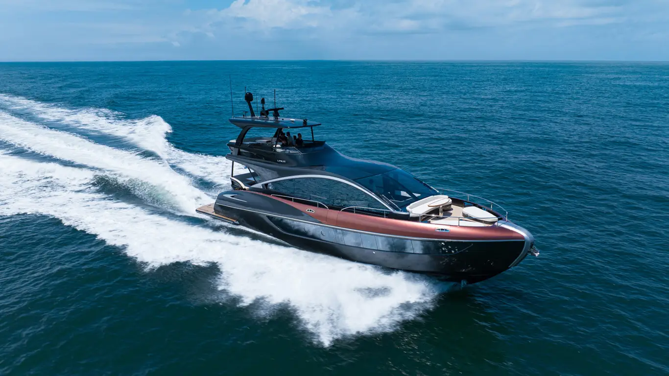 Lexus LY 680