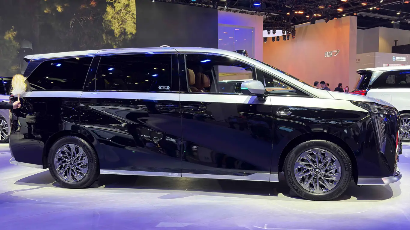 Автосалон в Пекине 2026,Пекинский автосалон 2026,GAC Trumpchi M8 PHEV