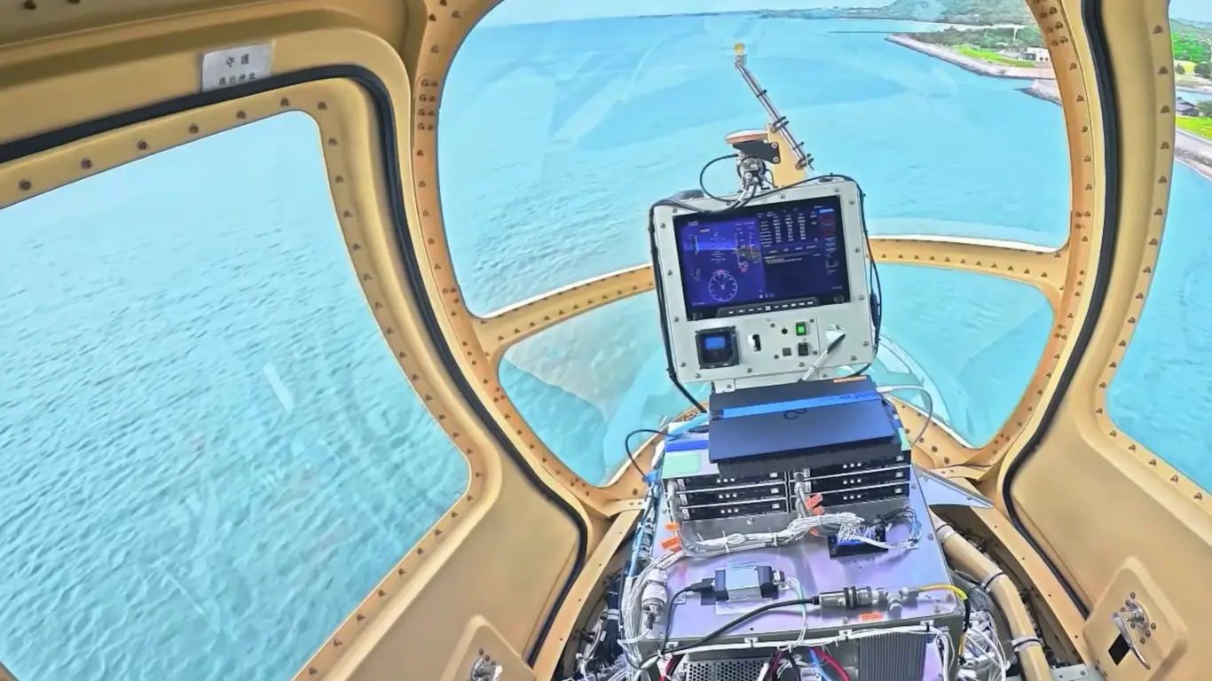 SkyDrive 100km/h High-Speed Flight Test in Japan