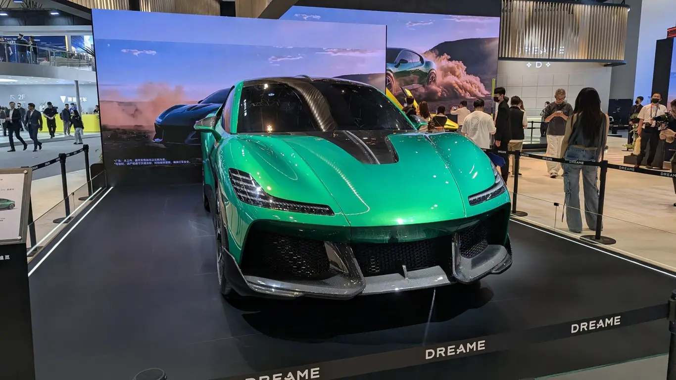 Dreame Nebula Next SUV