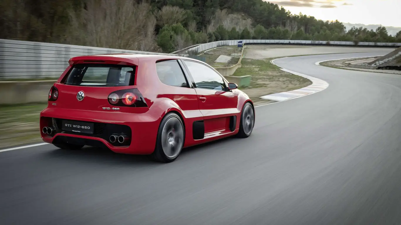 Volkswagen Golf GTI W12-650