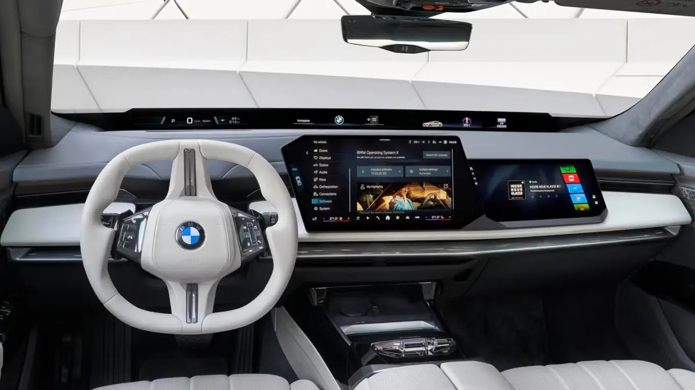 Салон нового BMW 7 Series