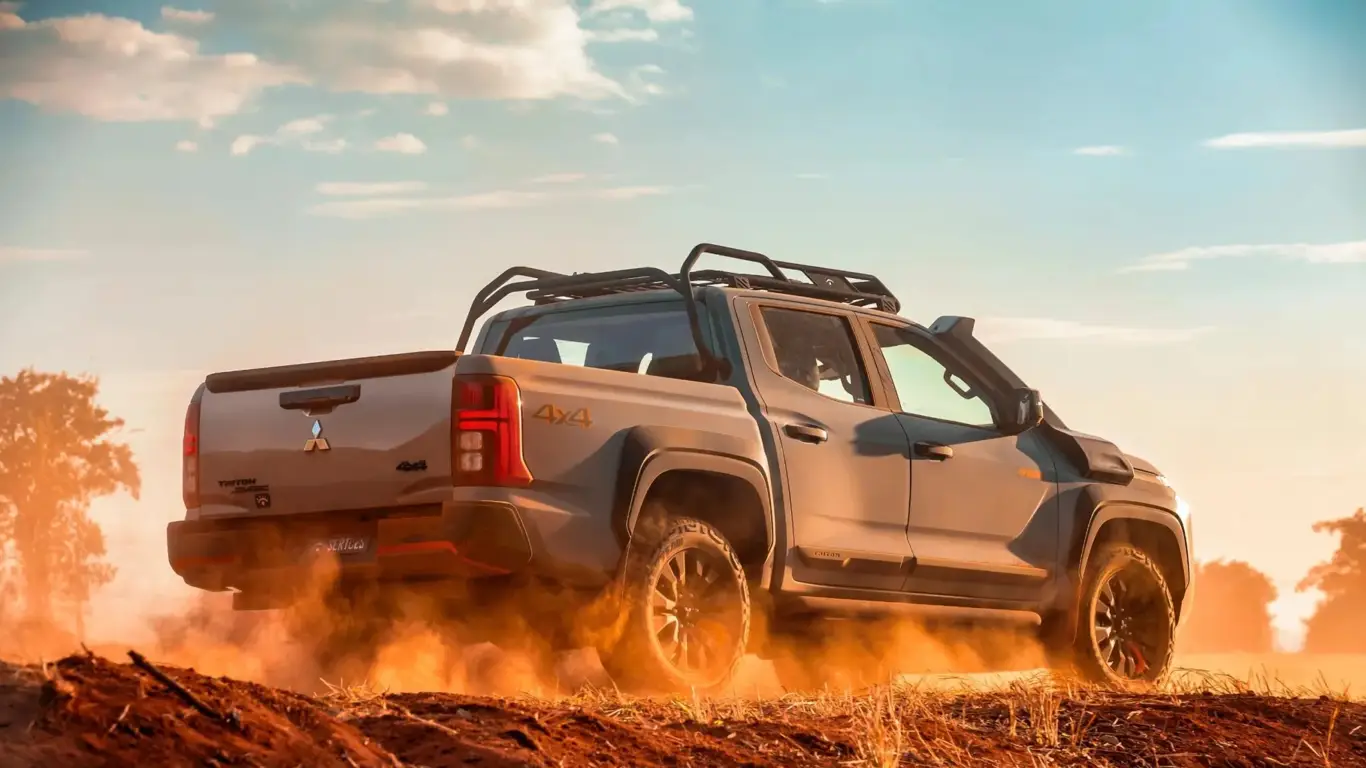 Mitsubishi Triton Sertoes