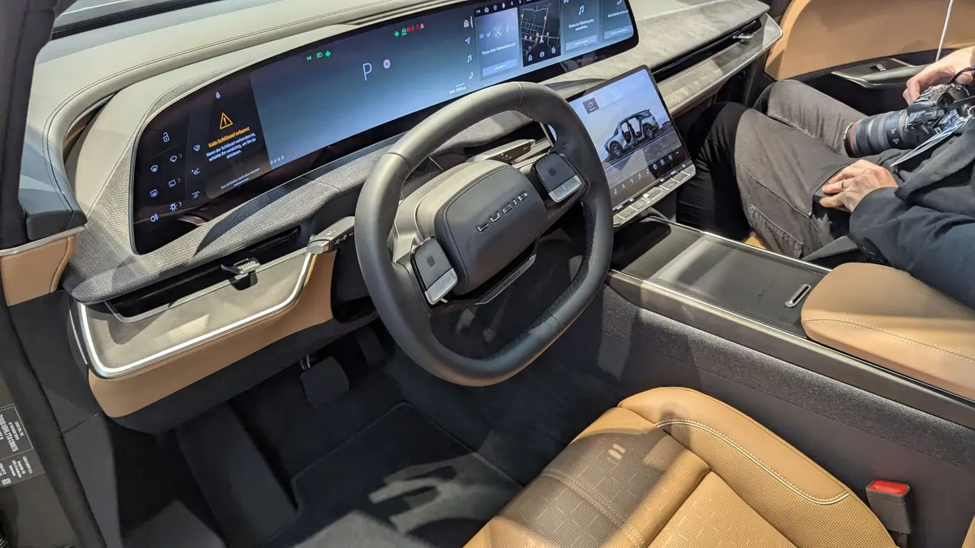 Салон Lucid Gravity