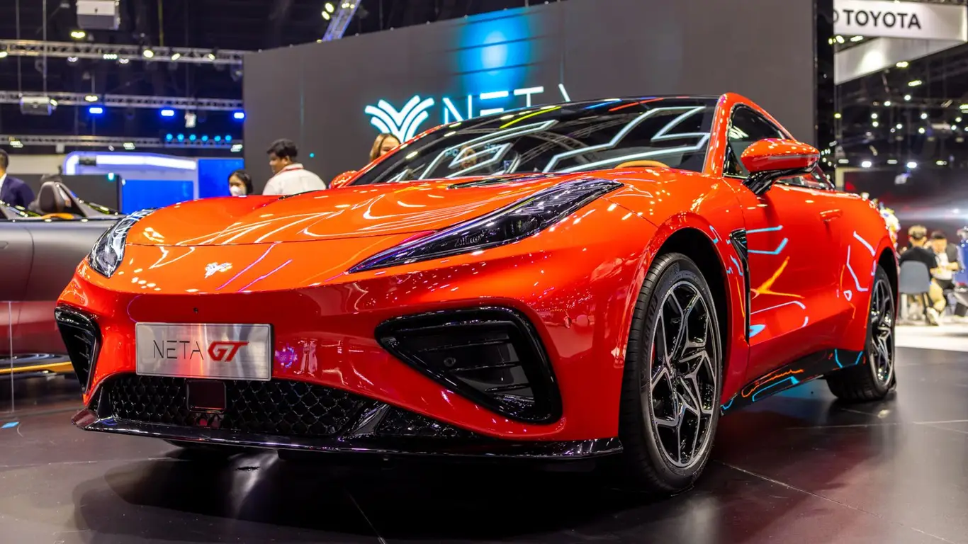 Спортивный автомобиль