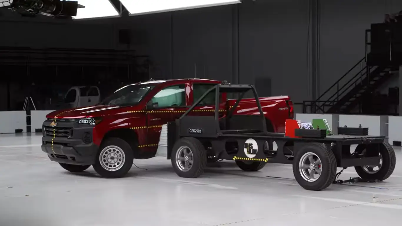 краш-тест Chevrolet Colorado